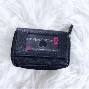 Stone Mountain Accessories Bags - ❄️ • Black Quilted Wallet • Stone Mountain Accessories Bags - ❄️ • Black Quilted Wallet •